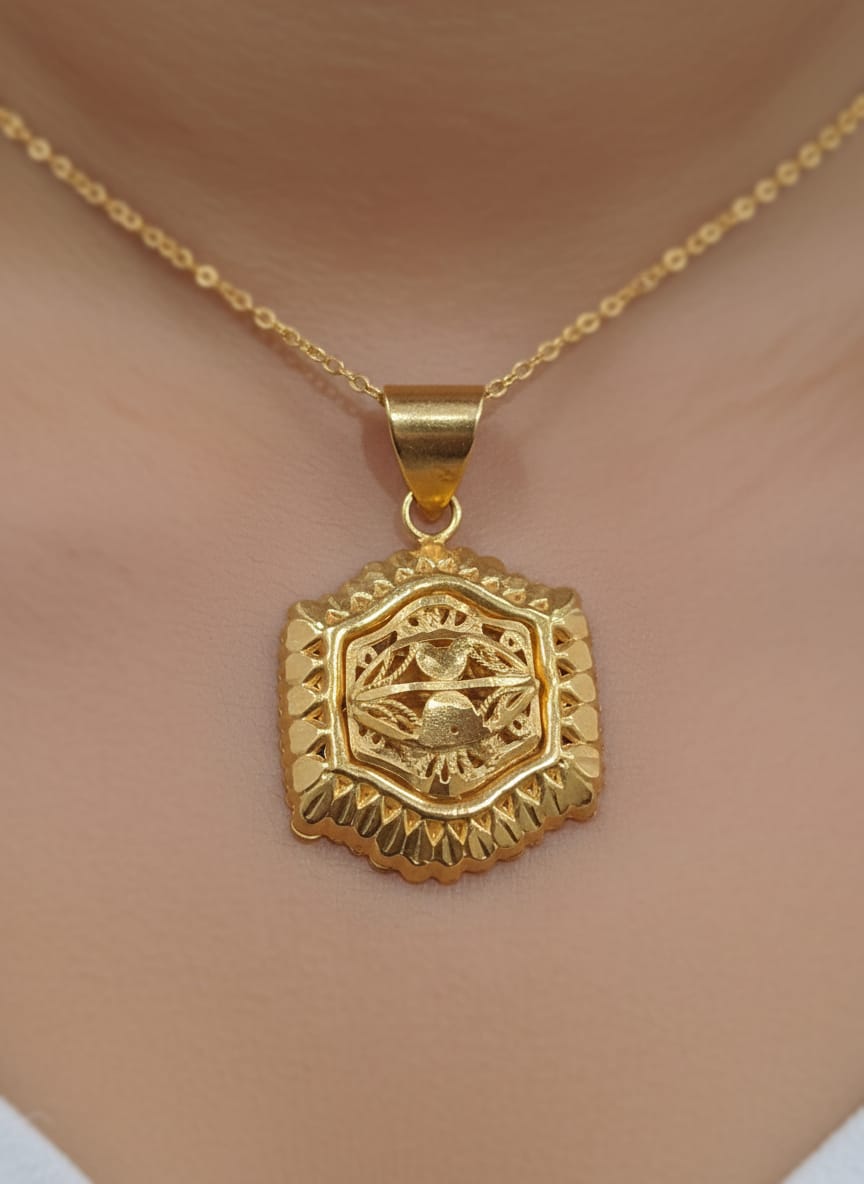 21K Gold Signature Heritage Pendant – 2.44g