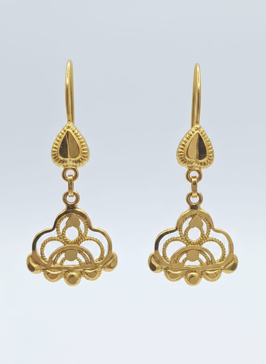 22 Karat Gold Traditional Drop Earrings – 3.53g