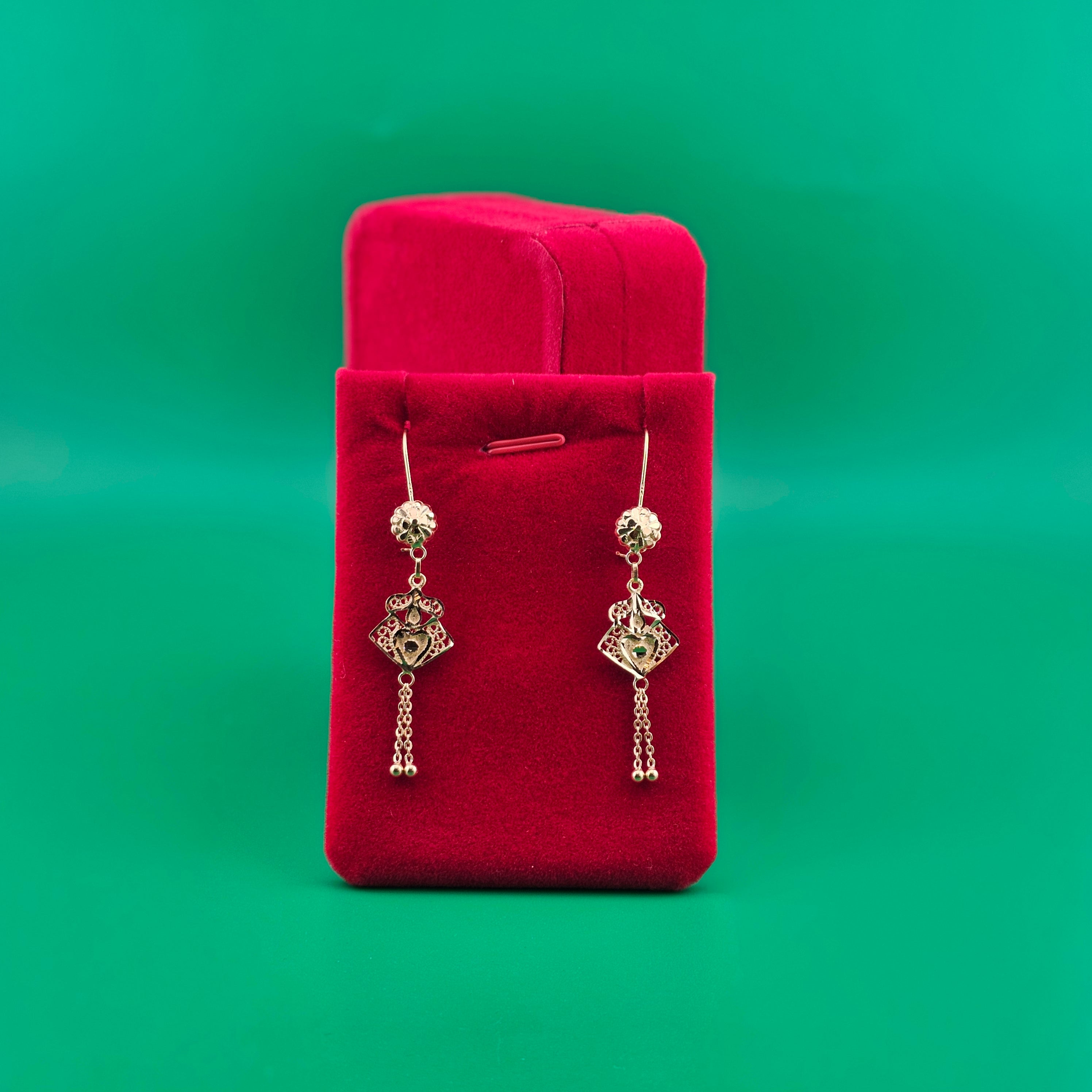 21Karat Gold Ornate Dangle Earrings – 2.9g