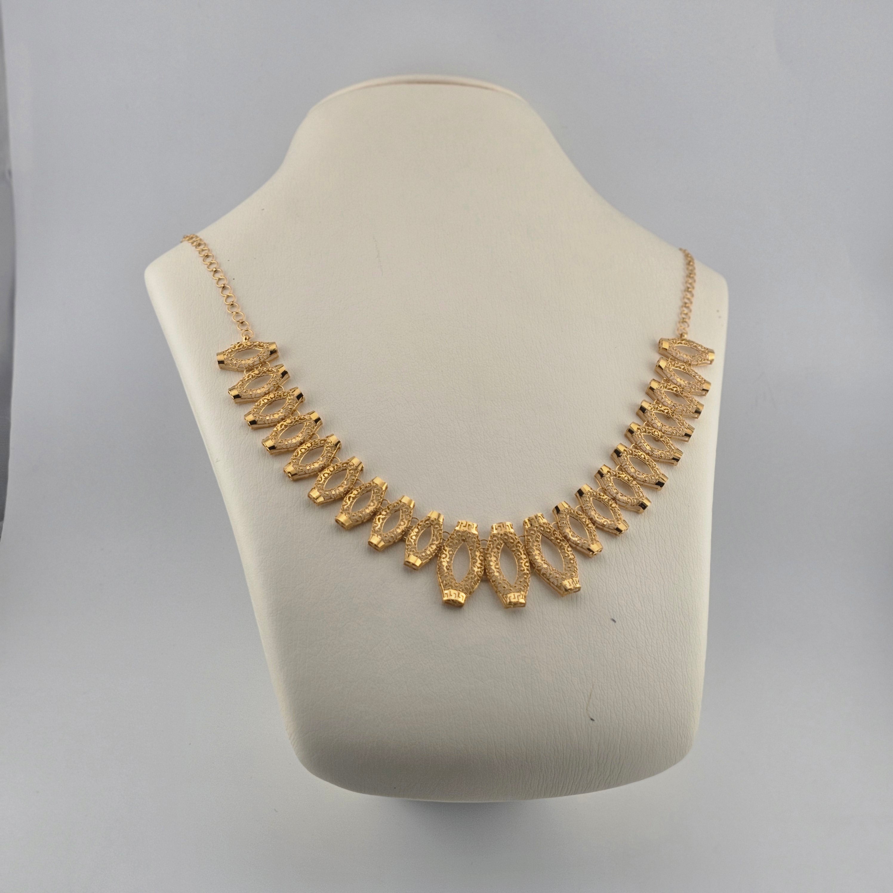 قلادة عصرية من الذهب عيار 21 قيراطًا - 27.05 جرام