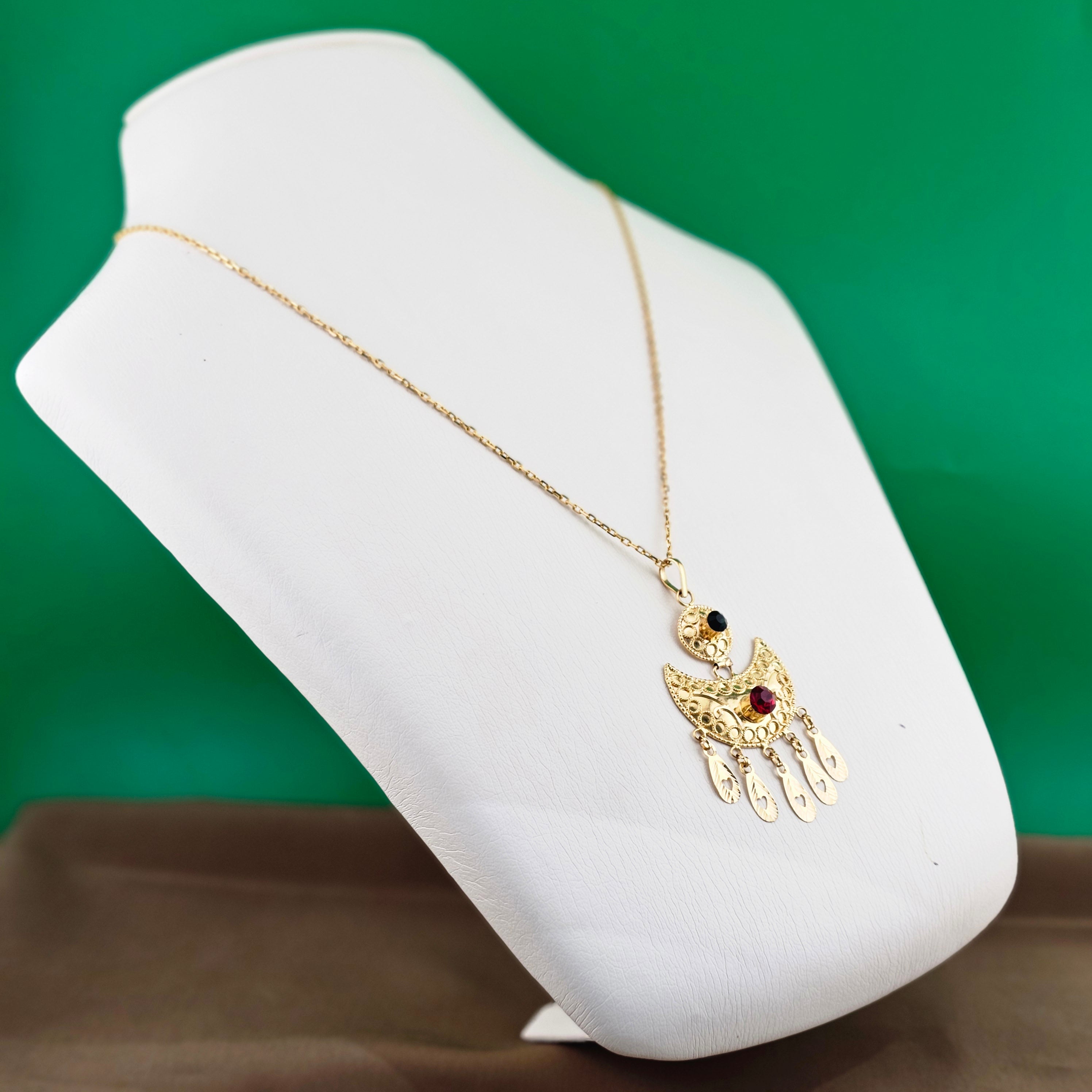 21Karat Gold Art Deco Pendant – 6.35g