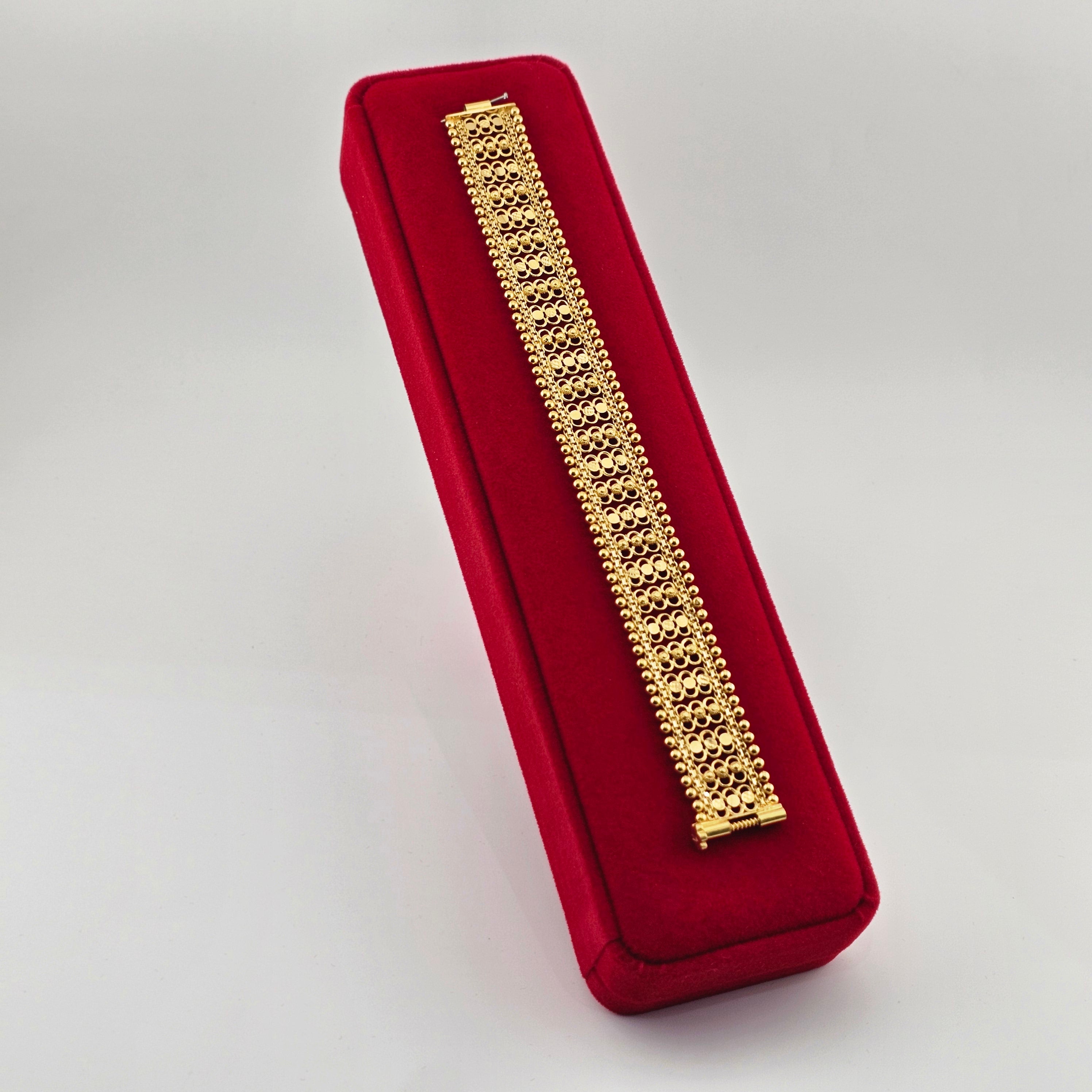 21Karat Gold Filigree Lattice Bracelet – 16.53g