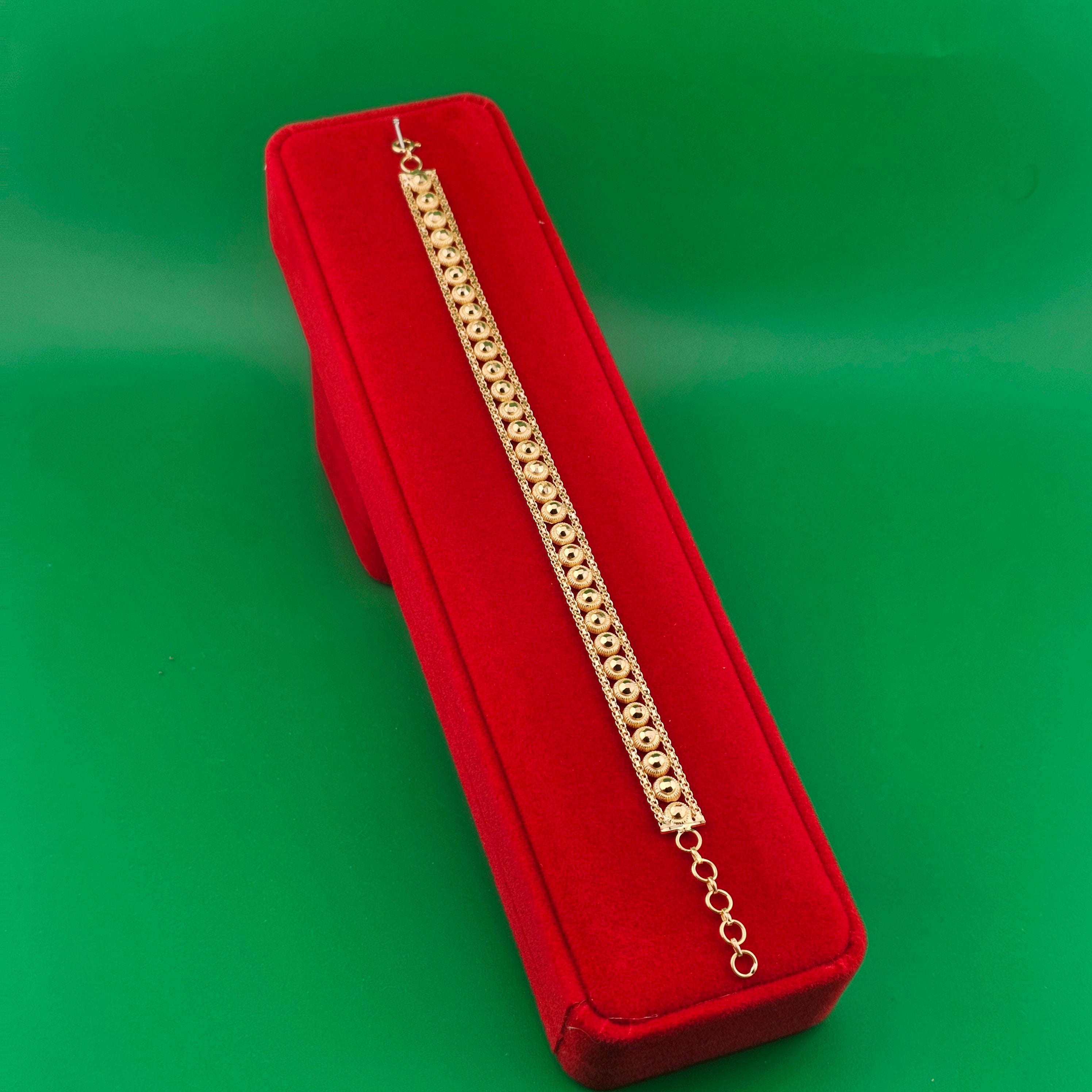 21 Karat Gold Decorative Bead Design Bracelet – 7.13g