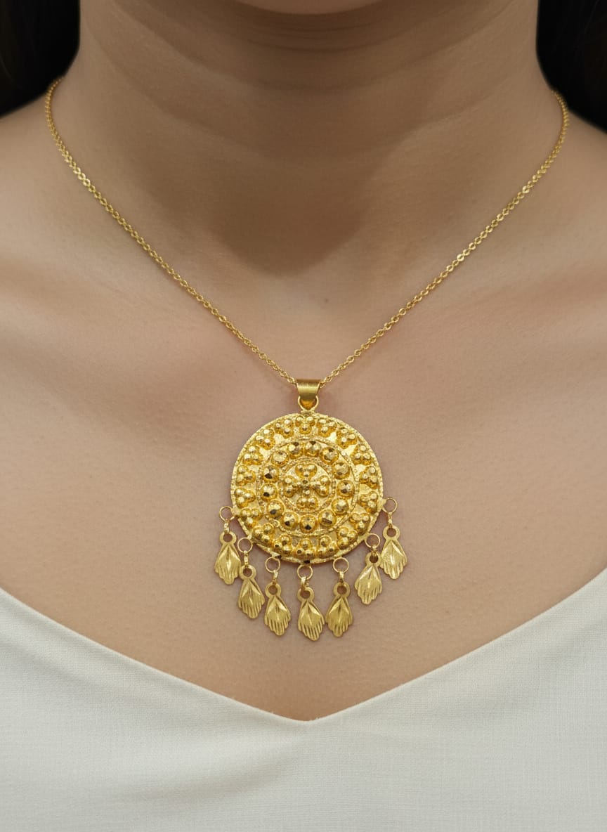 21 Karat Gold Royal Medallion Tassel Pendant – 5.22g