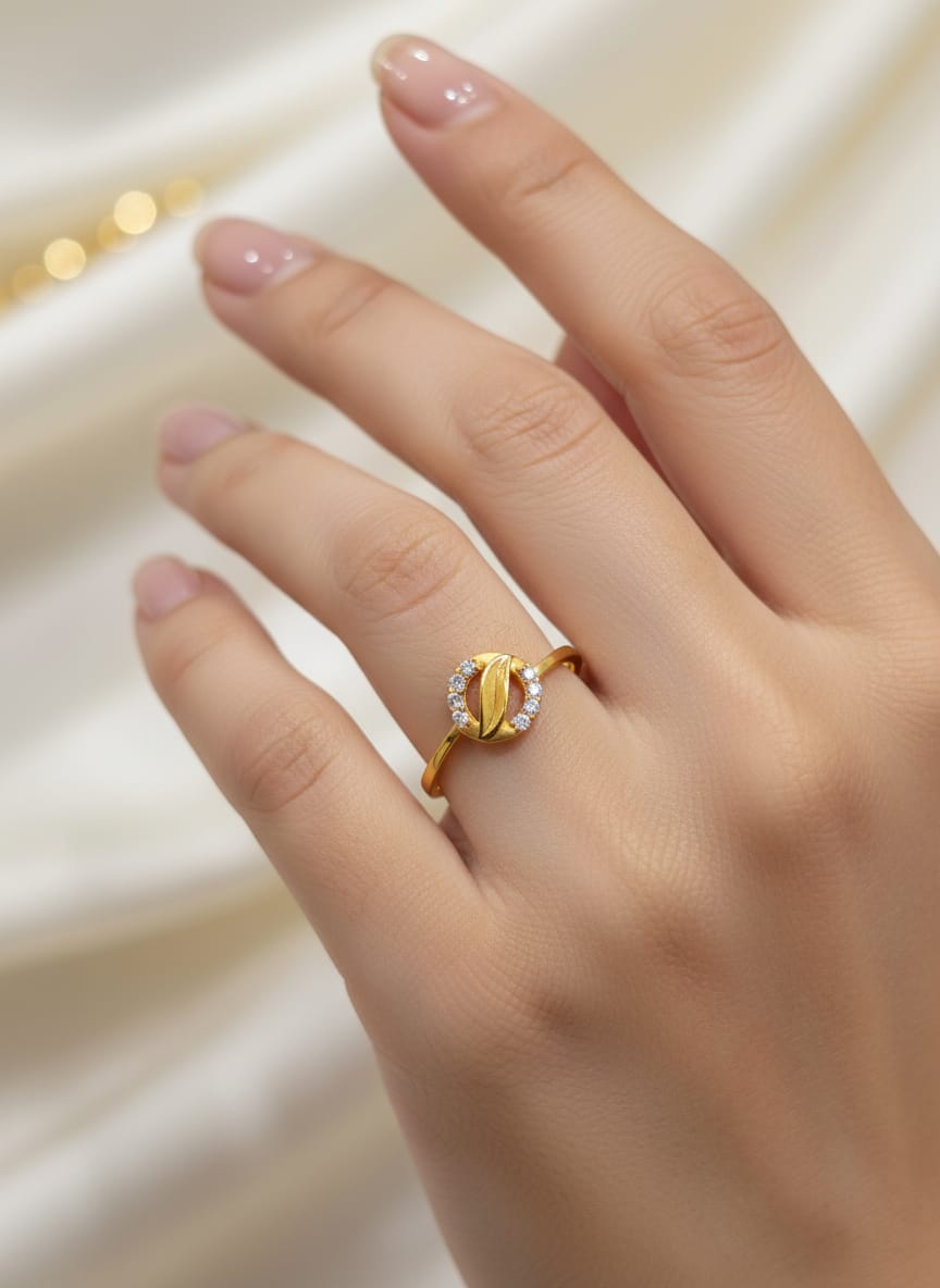 22 Karat Gold Leaf Halo Design Ring – 1.48g