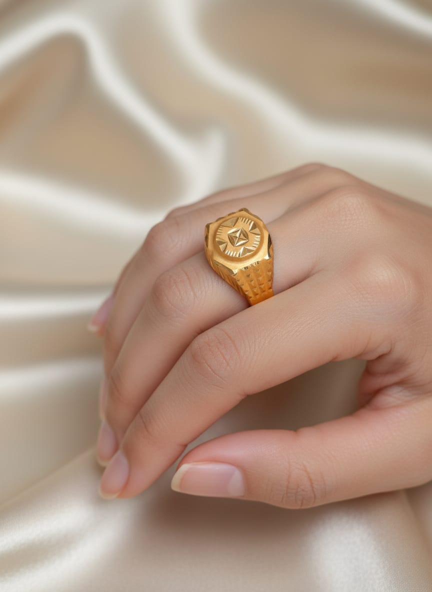 22 Karat Gold Lightweight Signet Ring – 2.34g