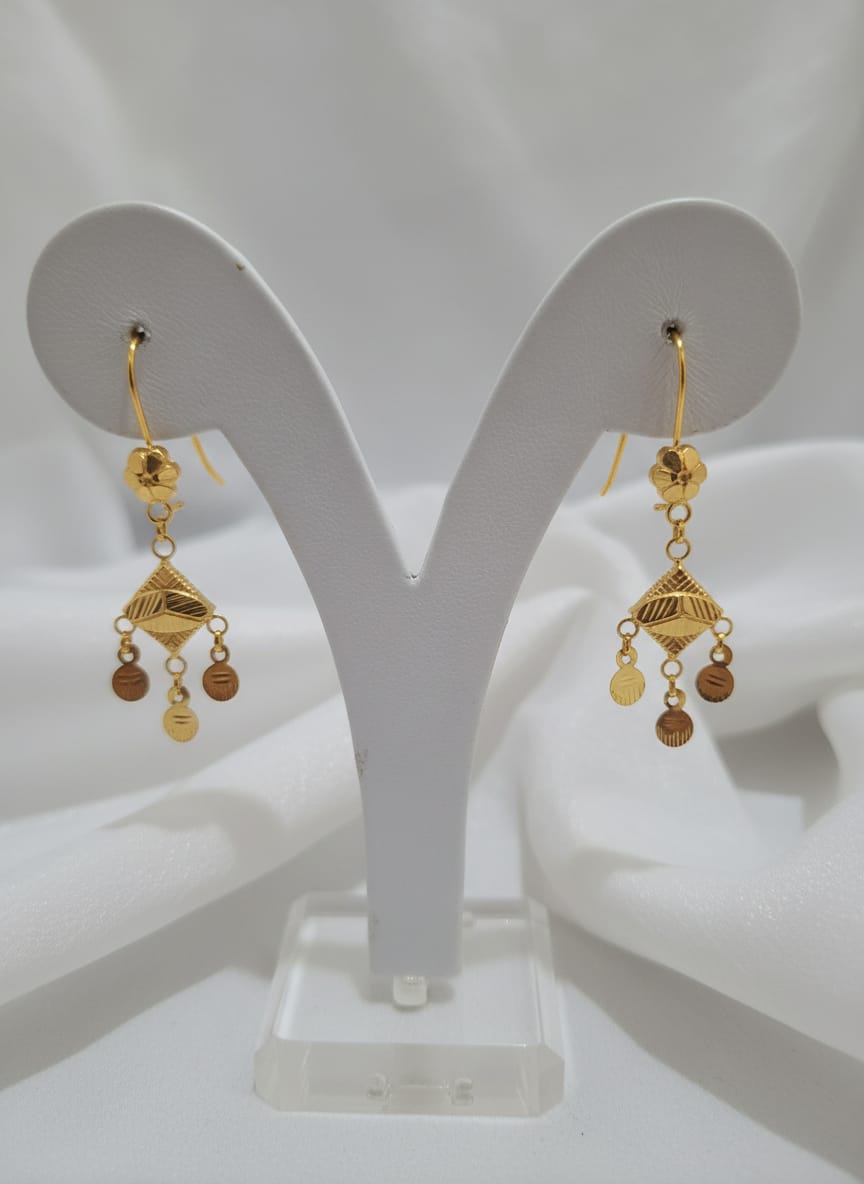 22 Karat Gold Floral Geometric Drop Earrings – 1.94g