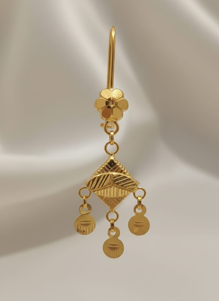 22 Karat Gold Floral Geometric Drop Earrings – 1.94g