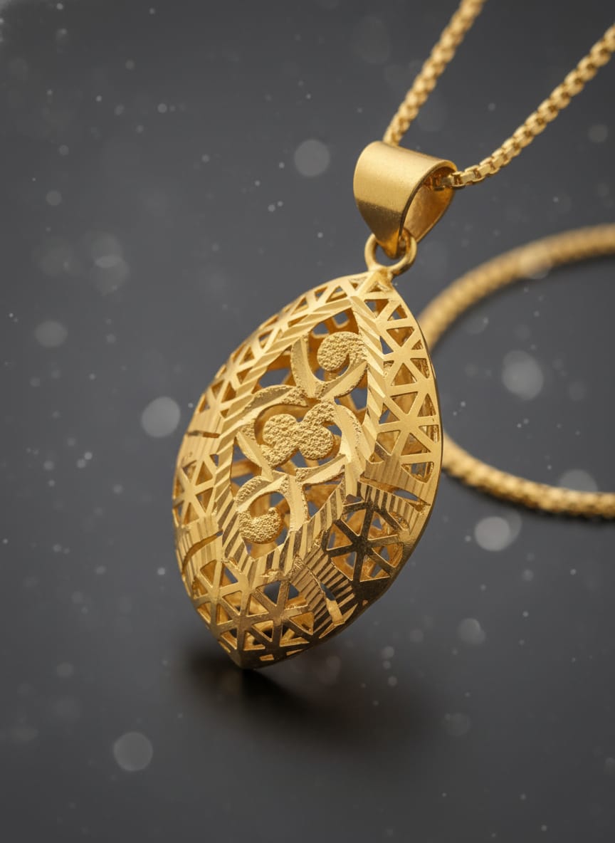 21 Karat Gold Leaf-Inspired Filigree Oval Pendant – 5.08g
