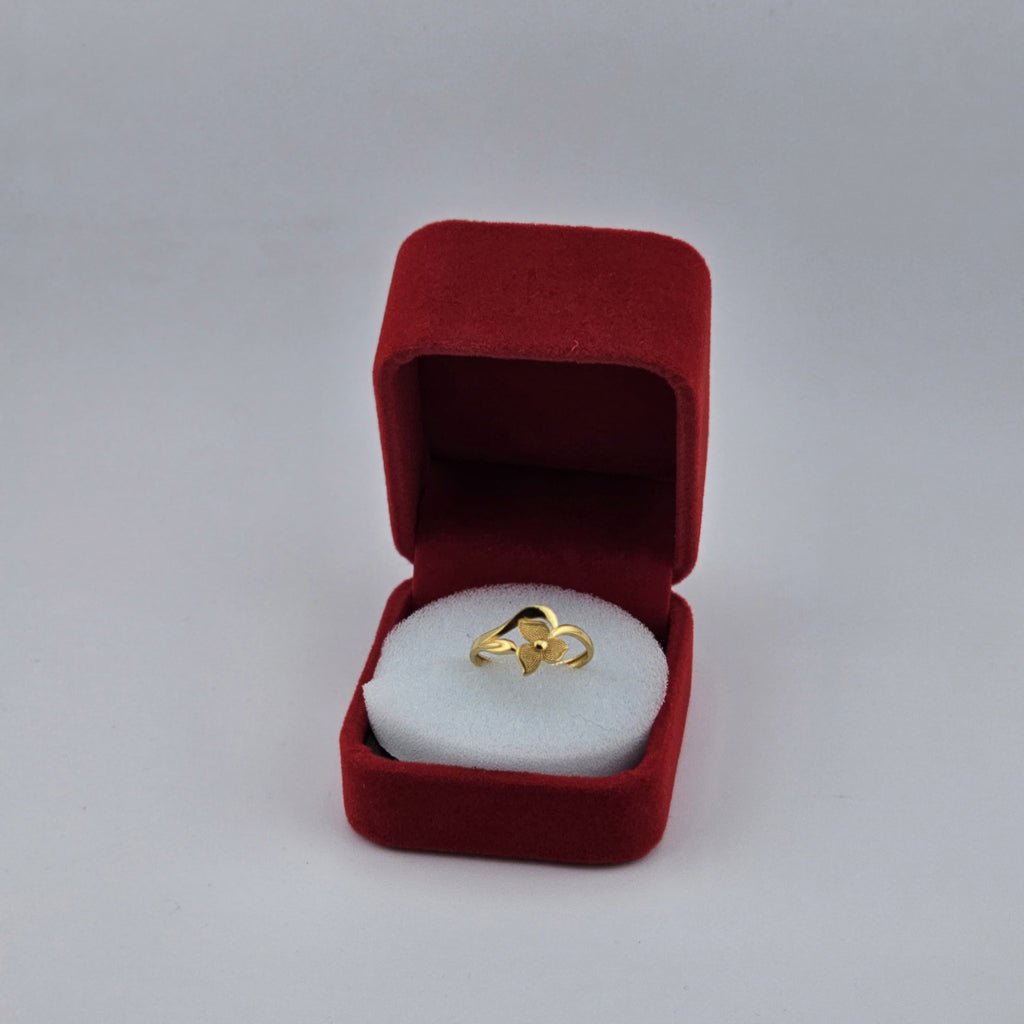 21Karat Gold Heart Flower Ring – Size 15, 1.75g